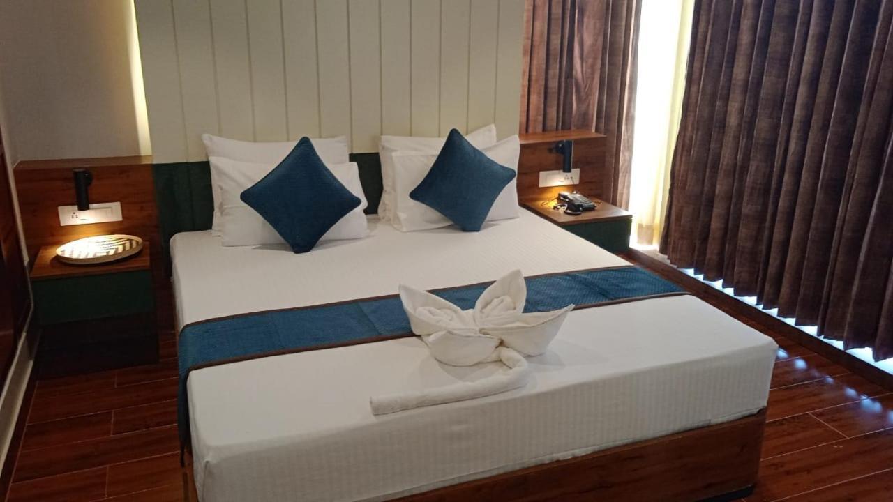 ديبروجاره The Convoy Hotel المظهر الخارجي الصورة