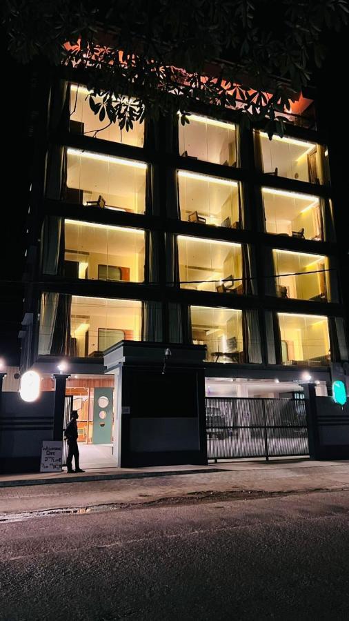 ديبروجاره The Convoy Hotel المظهر الخارجي الصورة