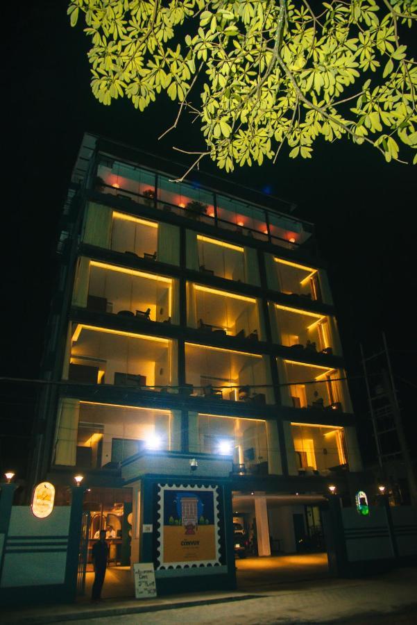 ديبروجاره The Convoy Hotel المظهر الخارجي الصورة