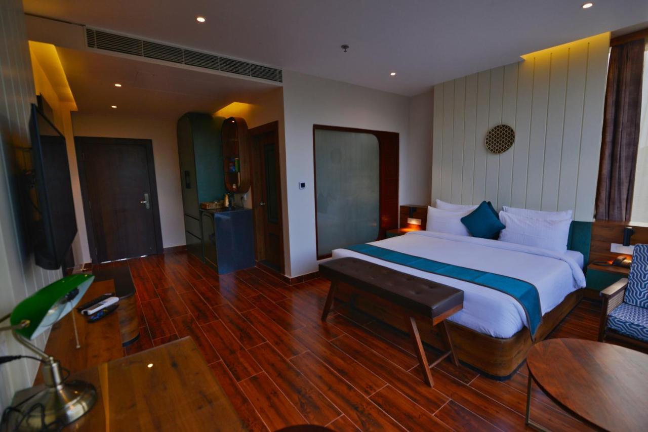 ديبروجاره The Convoy Hotel المظهر الخارجي الصورة